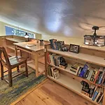 Flagstaff Home With On-Site Trails, 3 Mi To Dtwn!