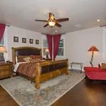 Holland Retreat - Flagstaff