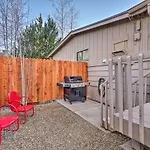 Cozy Flagstaff Studio With Patio - Near Dtwn!