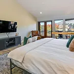 Idyllic Flagstaff Vacation Home 3 Mi To Downtown!