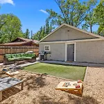 5 Minute Walking To Downtown, Nau, Coffee Shops, Shopping, Parks And More!