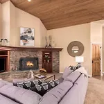 Alpine Estate 5 Showers 3 Fireplace Hot Tub Mtn View