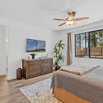 Newly Built Exquisite Luxury Home Perfect Location Central Ac Fire-Pit And So Much More