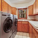 Pristine Cabin On Wooded Lot. Fantastic Location Pool Table
