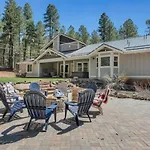 Large Flagstaff Home Near Violas With Hot Tub