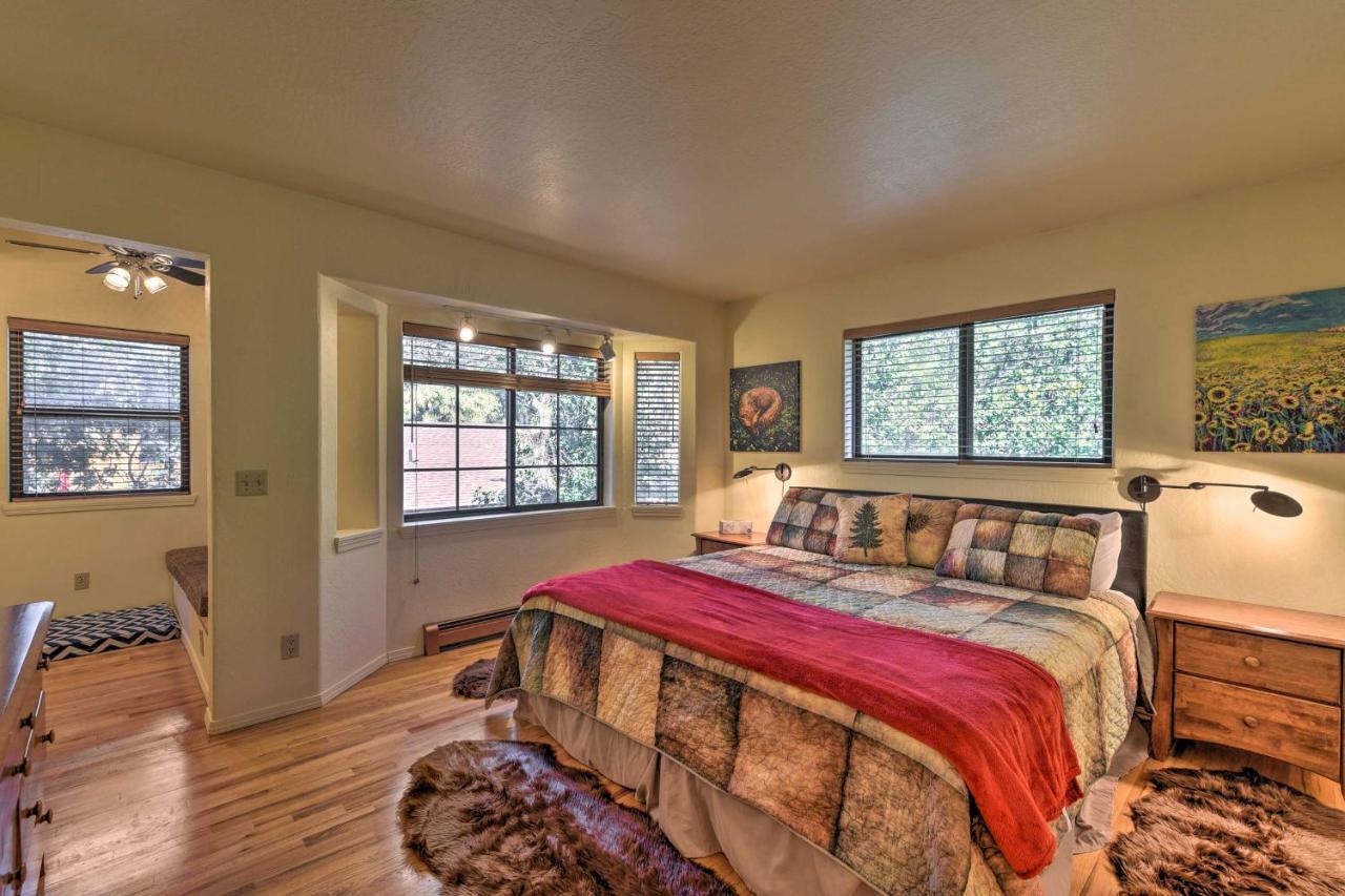 Holiday home With On-site Trails, 3 Mi To Dtwn!