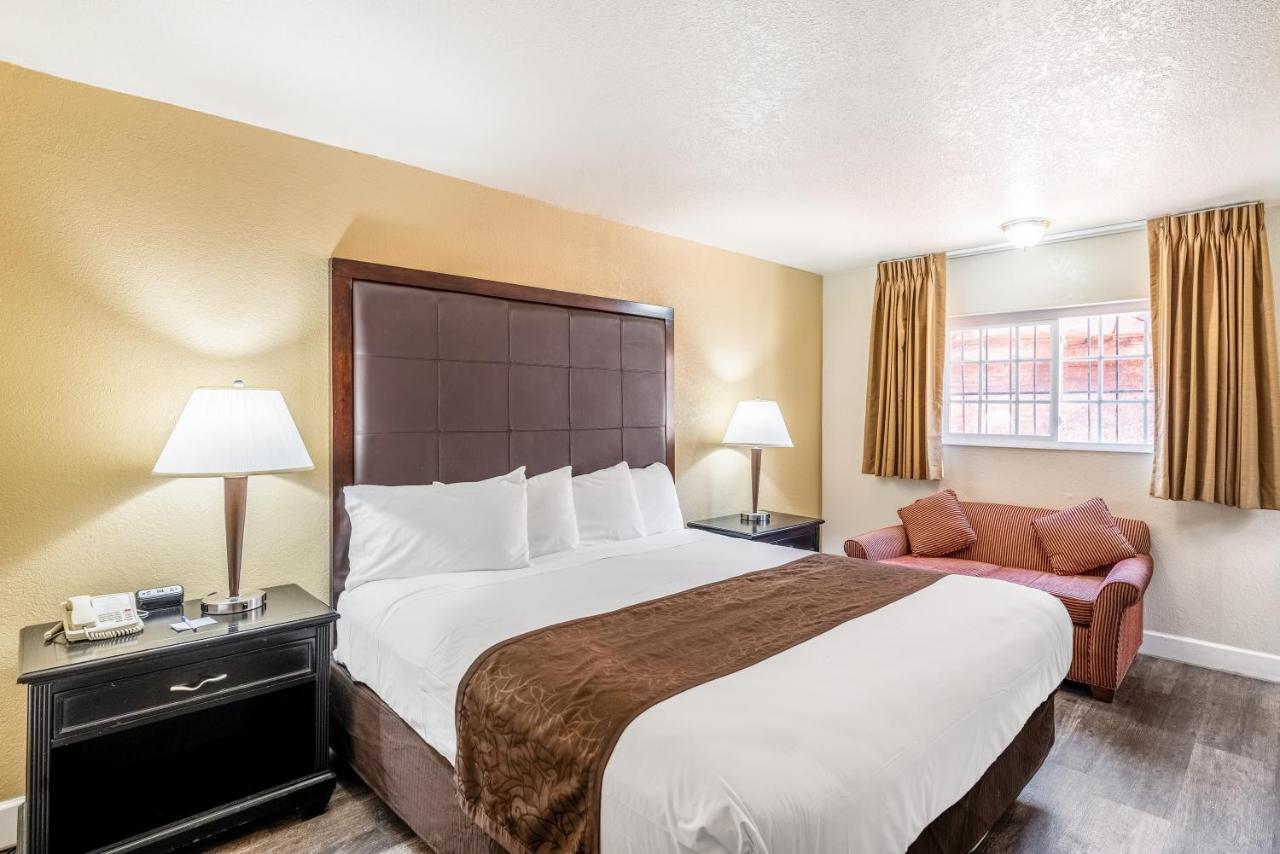 Motel Americas Best Value And Flagstaff