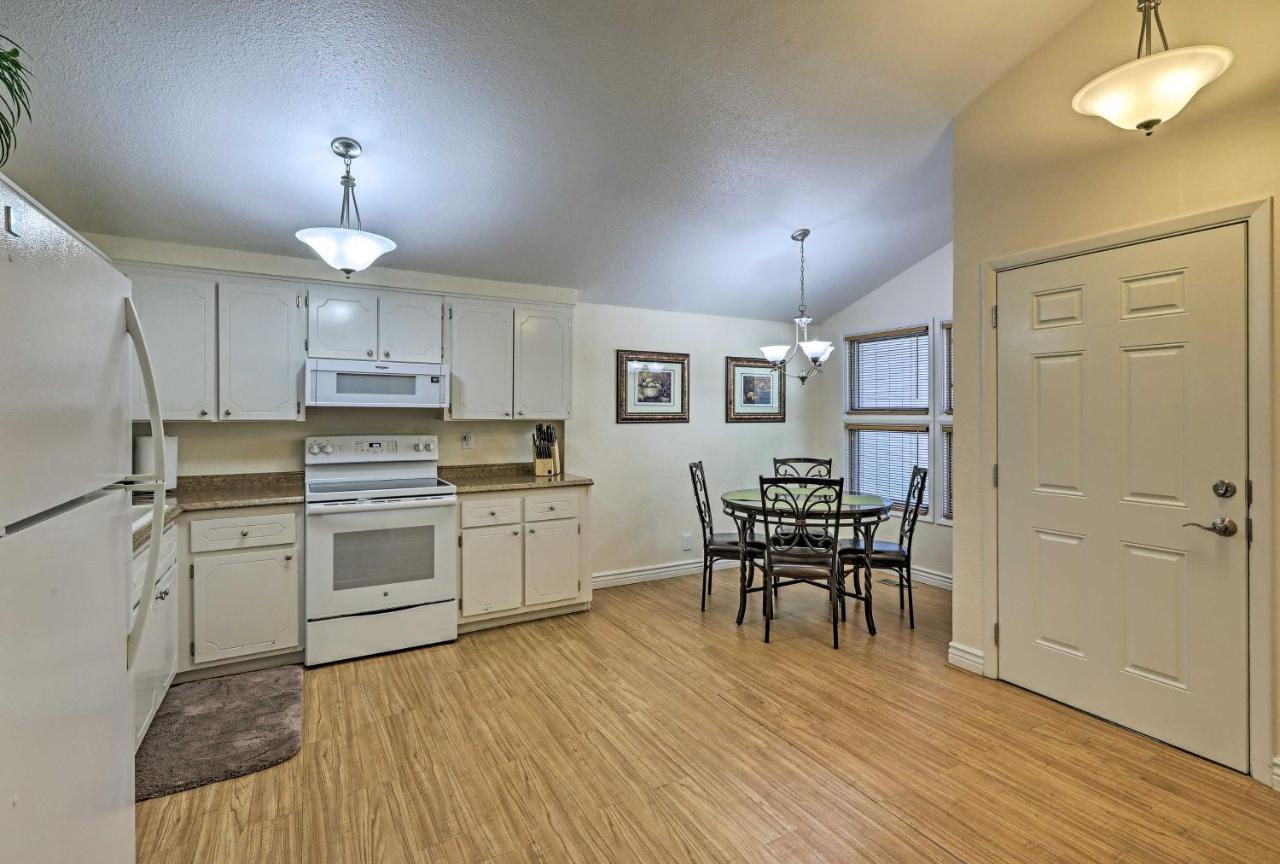 Townhome With Deck Easy Access Downtown! *