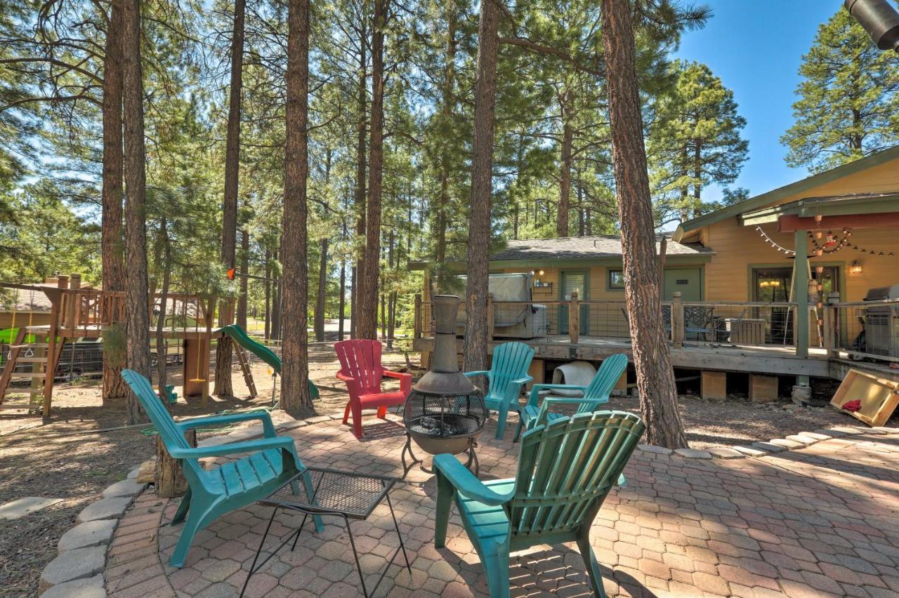 Holiday home Mountain Oasis With Hot Tub 2 Mi To Dtwn! Flagstaff