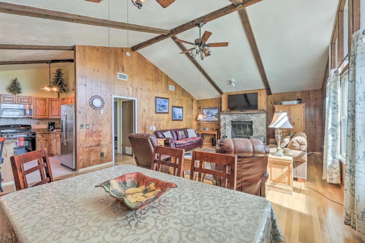 Holiday home Townhome - Walk To Country Club And Pools! *