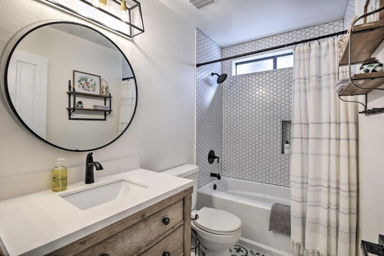 Stylish Hideaway With Hot Tub And Fire Pit! * Flagstaff