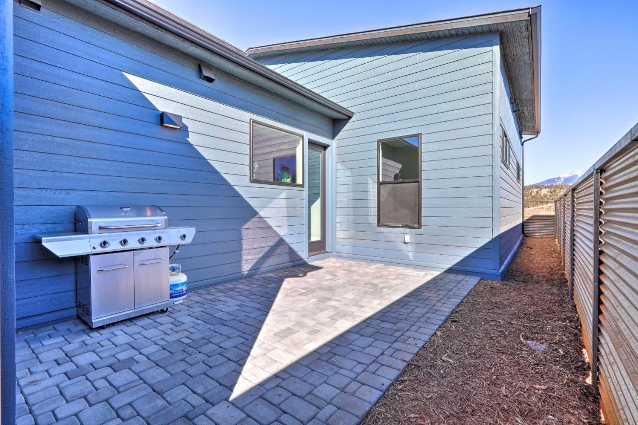 With Patios And Mount Humphries Views! Holiday home