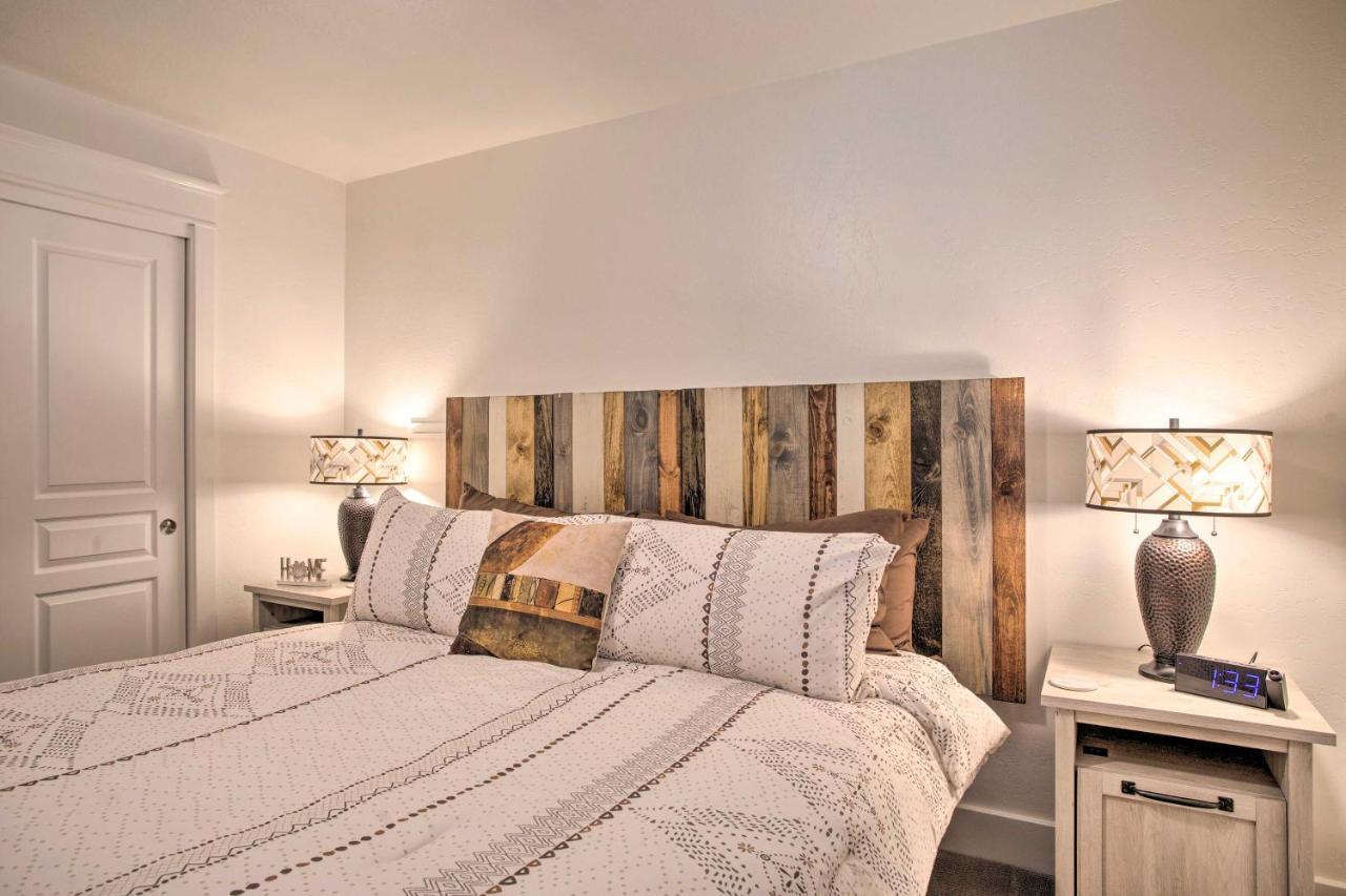 Holiday home Hideaway Private Hot Tub, 4 Mi To Dtwn! Flagstaff