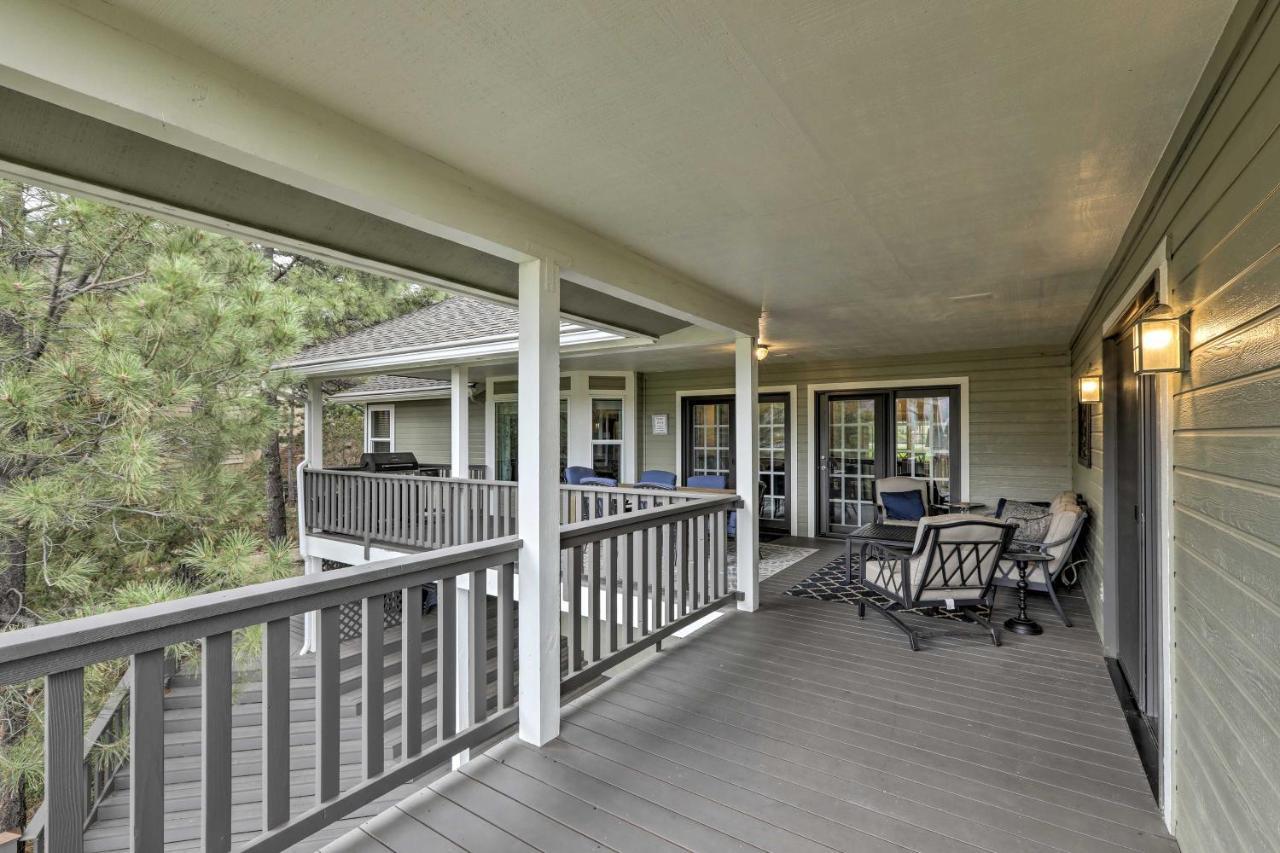 Upscale With Hot Tub And Mountain Views Holiday home *