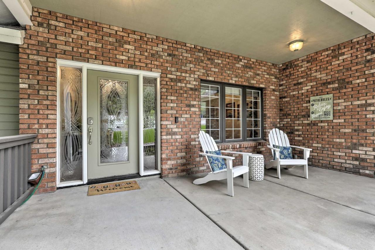 Upscale With Hot Tub And Mountain Views Holiday home Flagstaff
