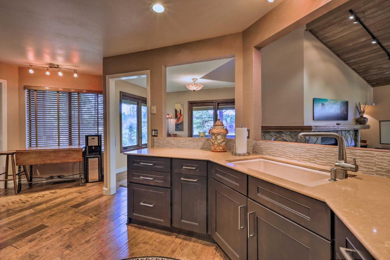 Upscale Country Club With Mtn Views! Holiday home Flagstaff