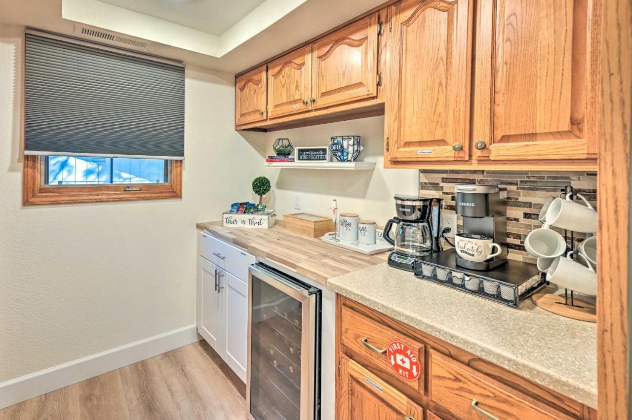 Holiday home Spacious With Hot Tub And Grill! Flagstaff
