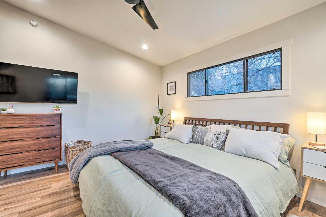 Apartment Cozy With Patio - Near Dtwn!
