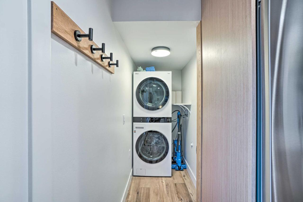 Cozy With Patio - Near Dtwn! *