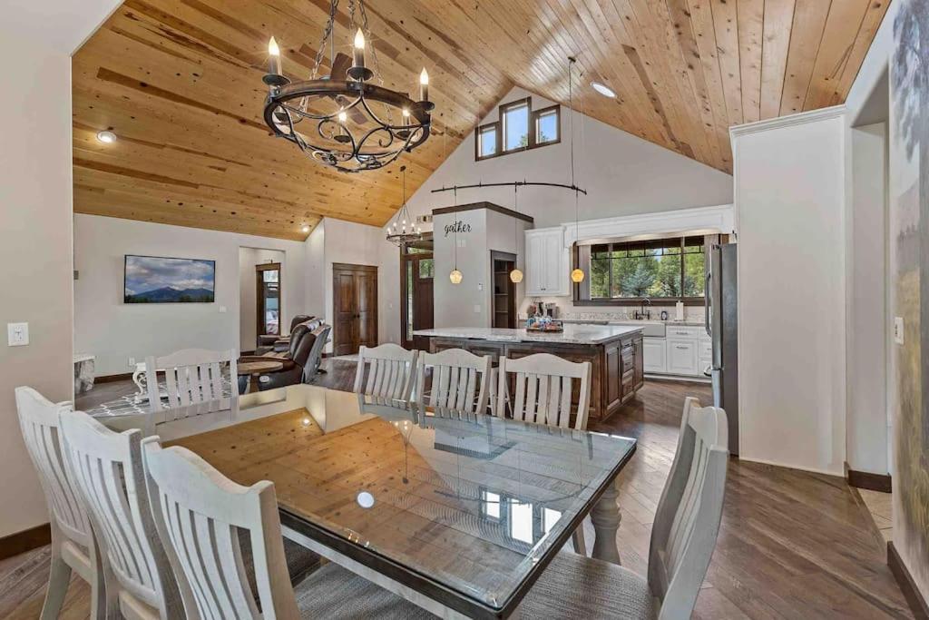 The Pink Ponderosa Ranch And For 20 Holiday home