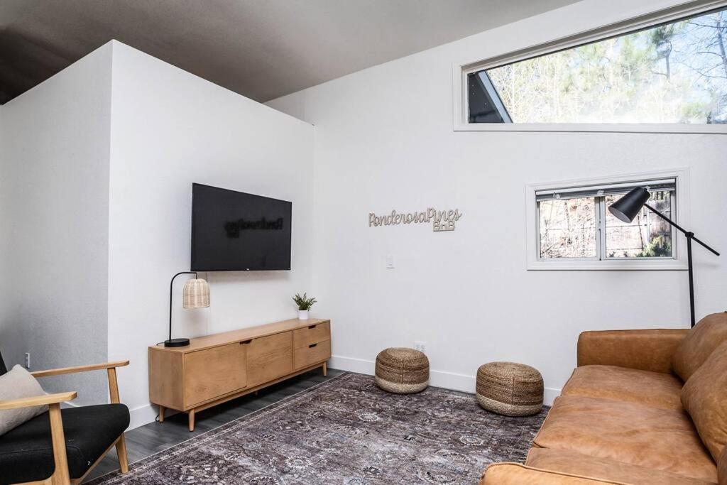 Holiday home Modern Boho - Hot Tub - 9 Min To Downtown Flagstaff