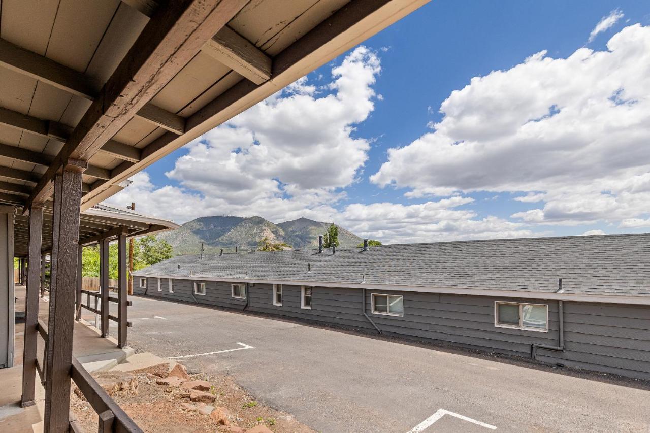 Apartment Venture At Route 66 *