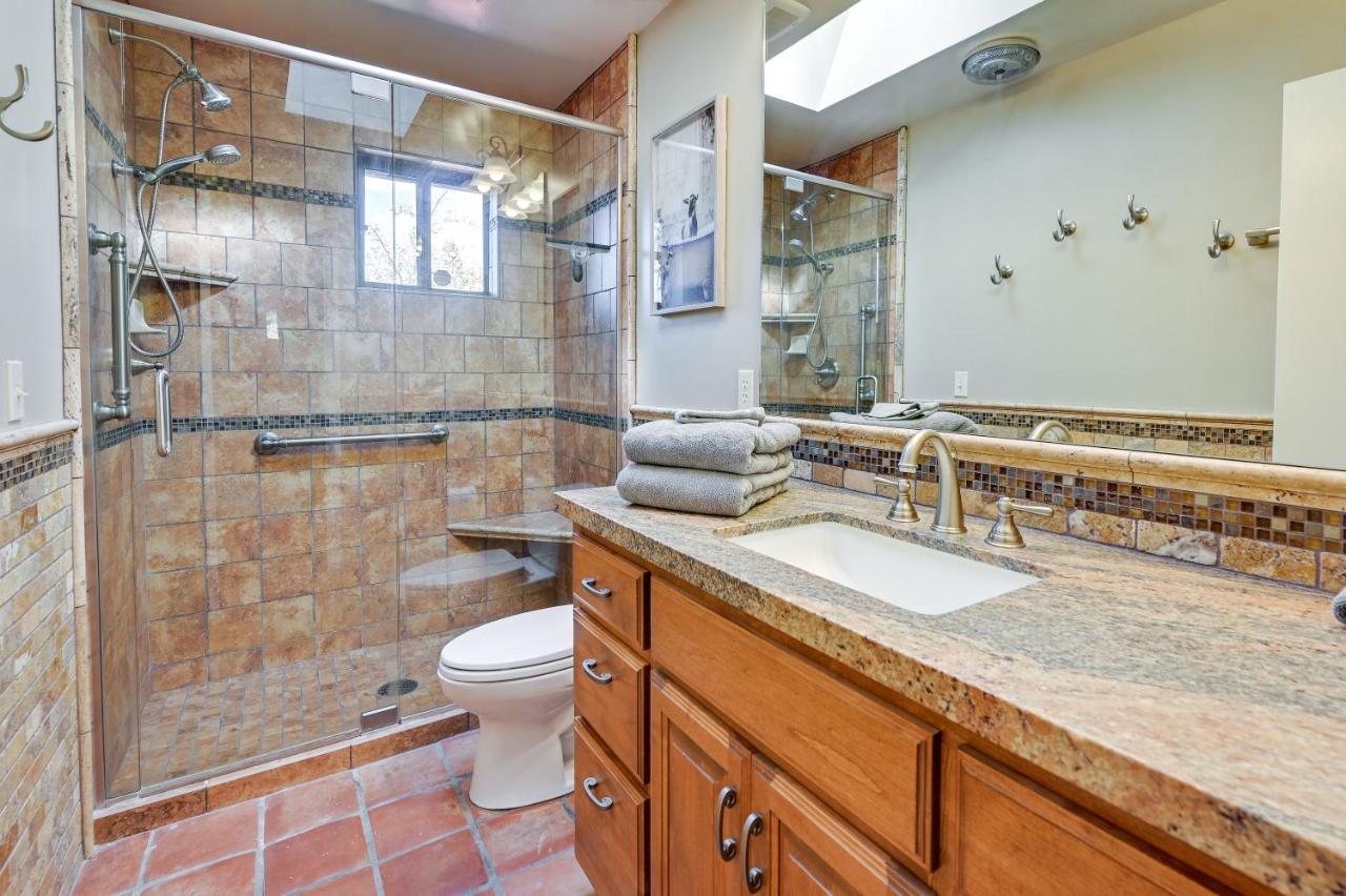 Idyllic Vacation 3 Mi To Downtown! Holiday home *