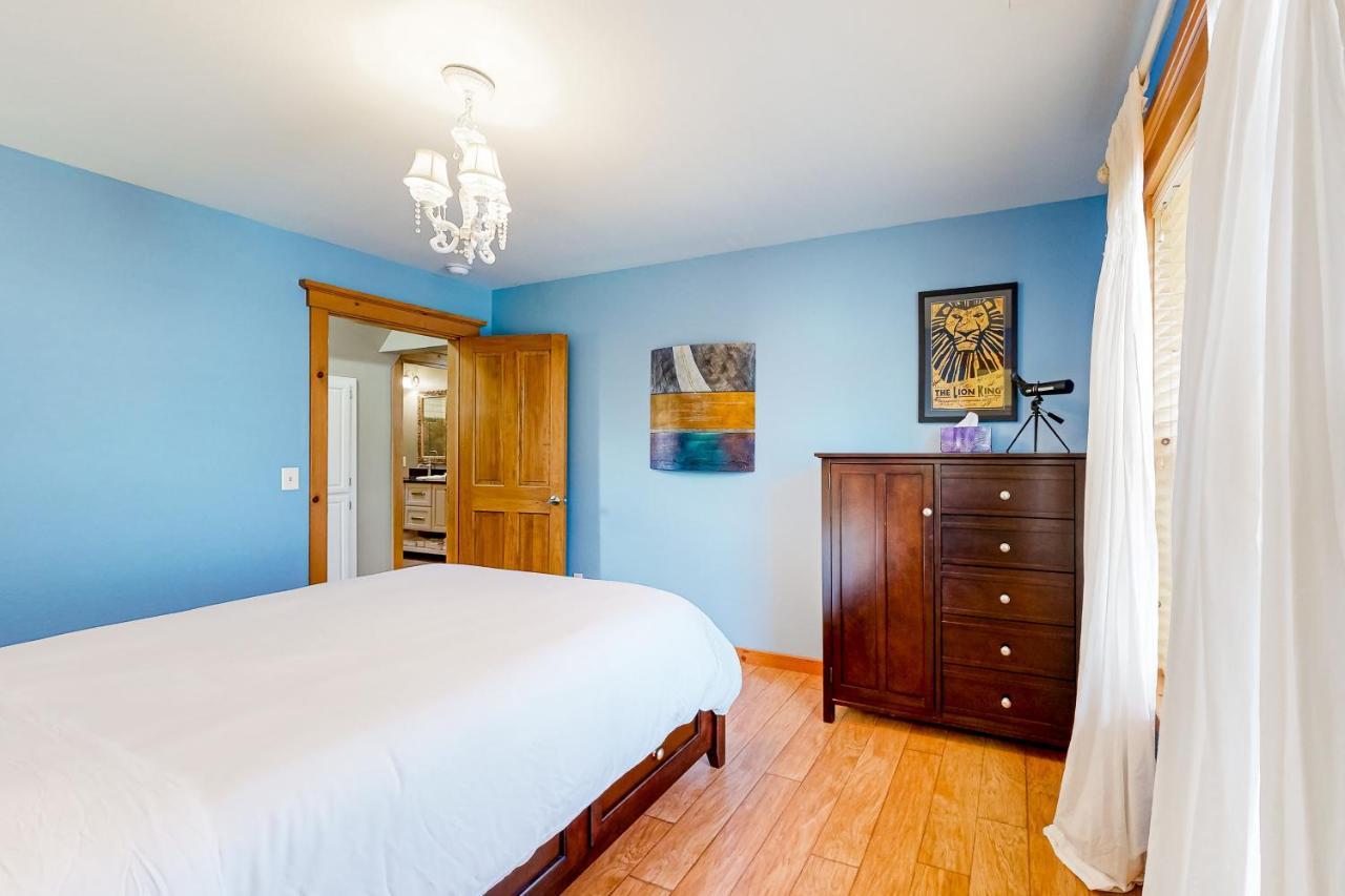 Fantasy - Main House * Flagstaff