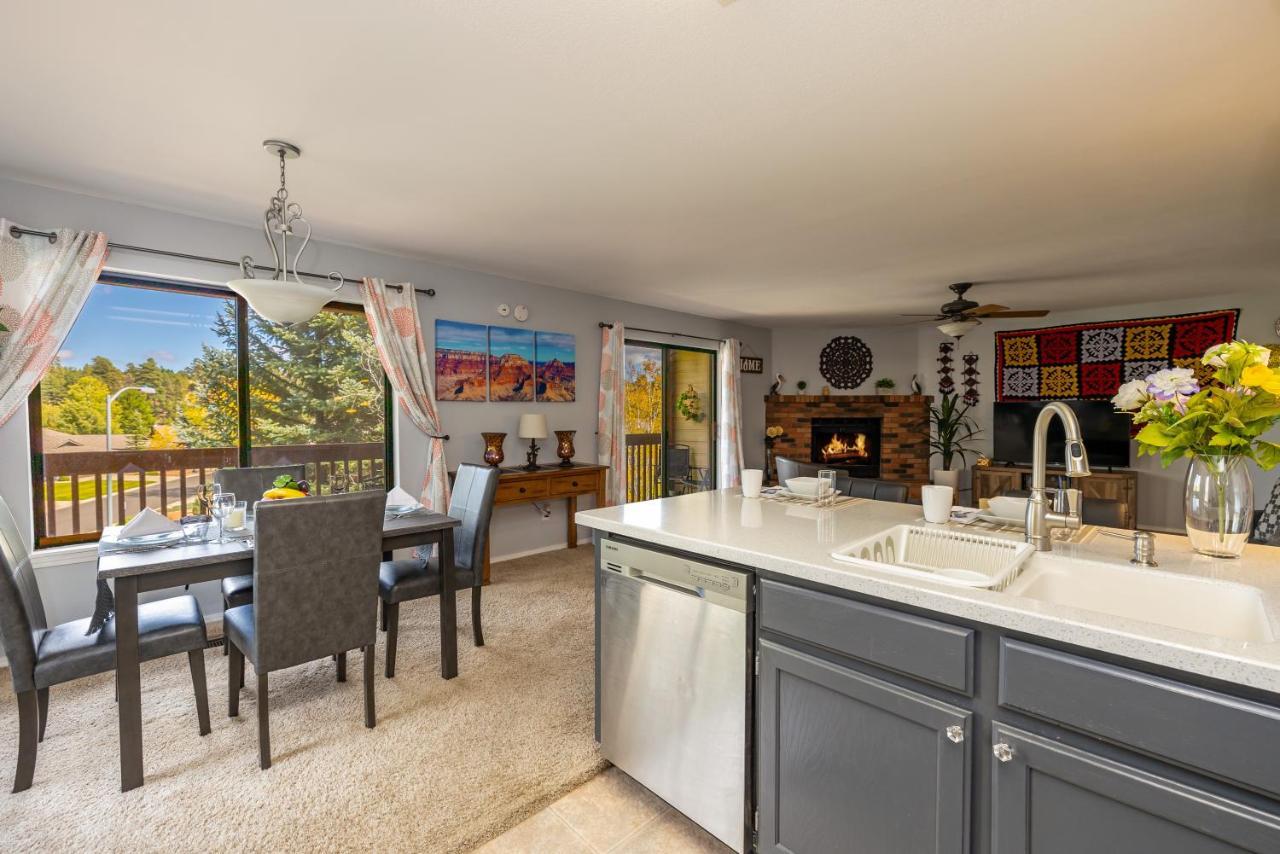 Spectacular Country Club Vacation Retreat Flagstaff