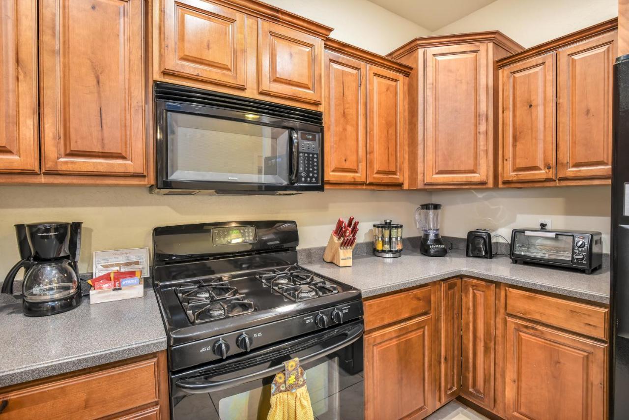 Holiday home Retreat 3br Townhome With Jetted Tub *