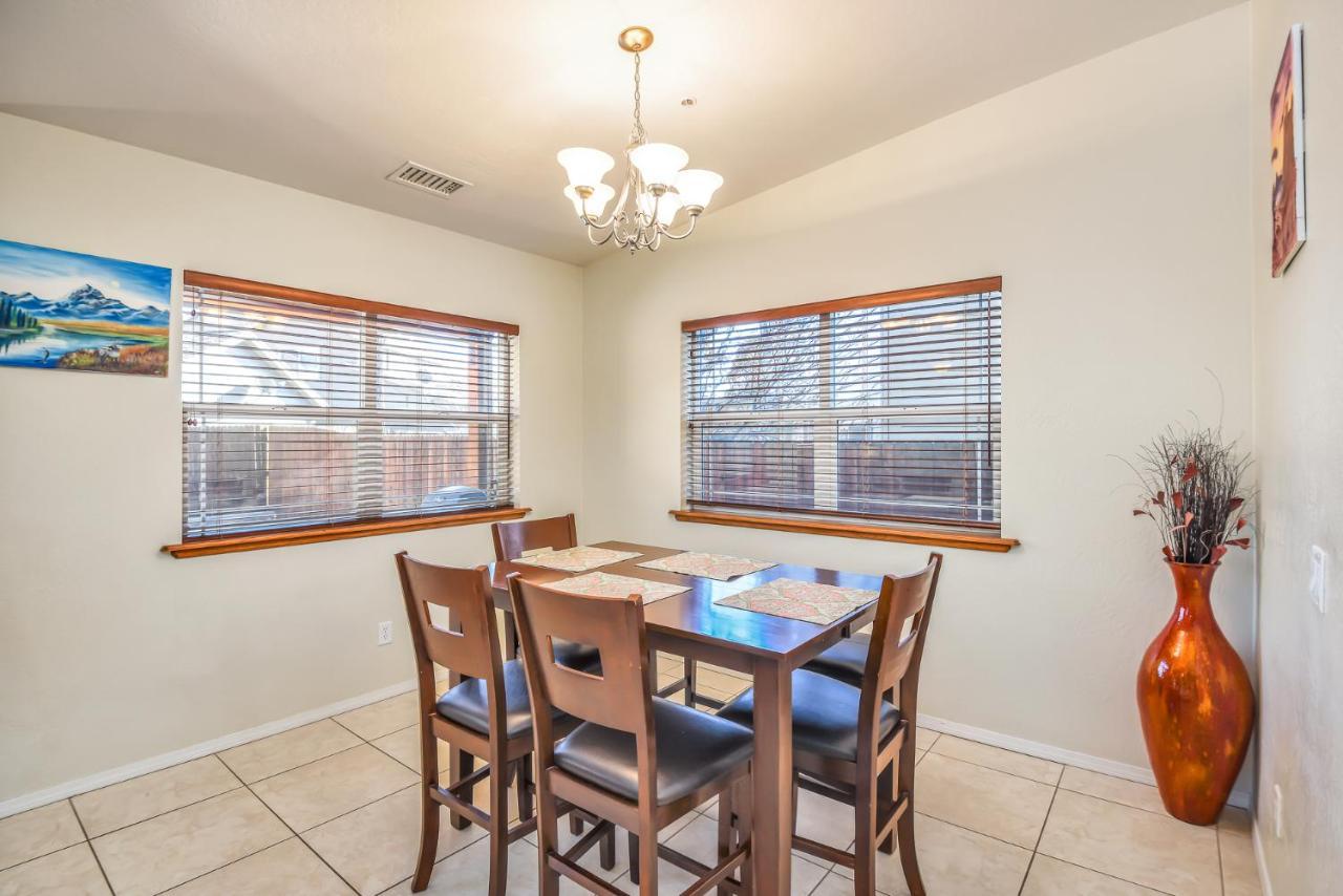 Retreat 3br Townhome With Jetted Tub Holiday home Flagstaff
