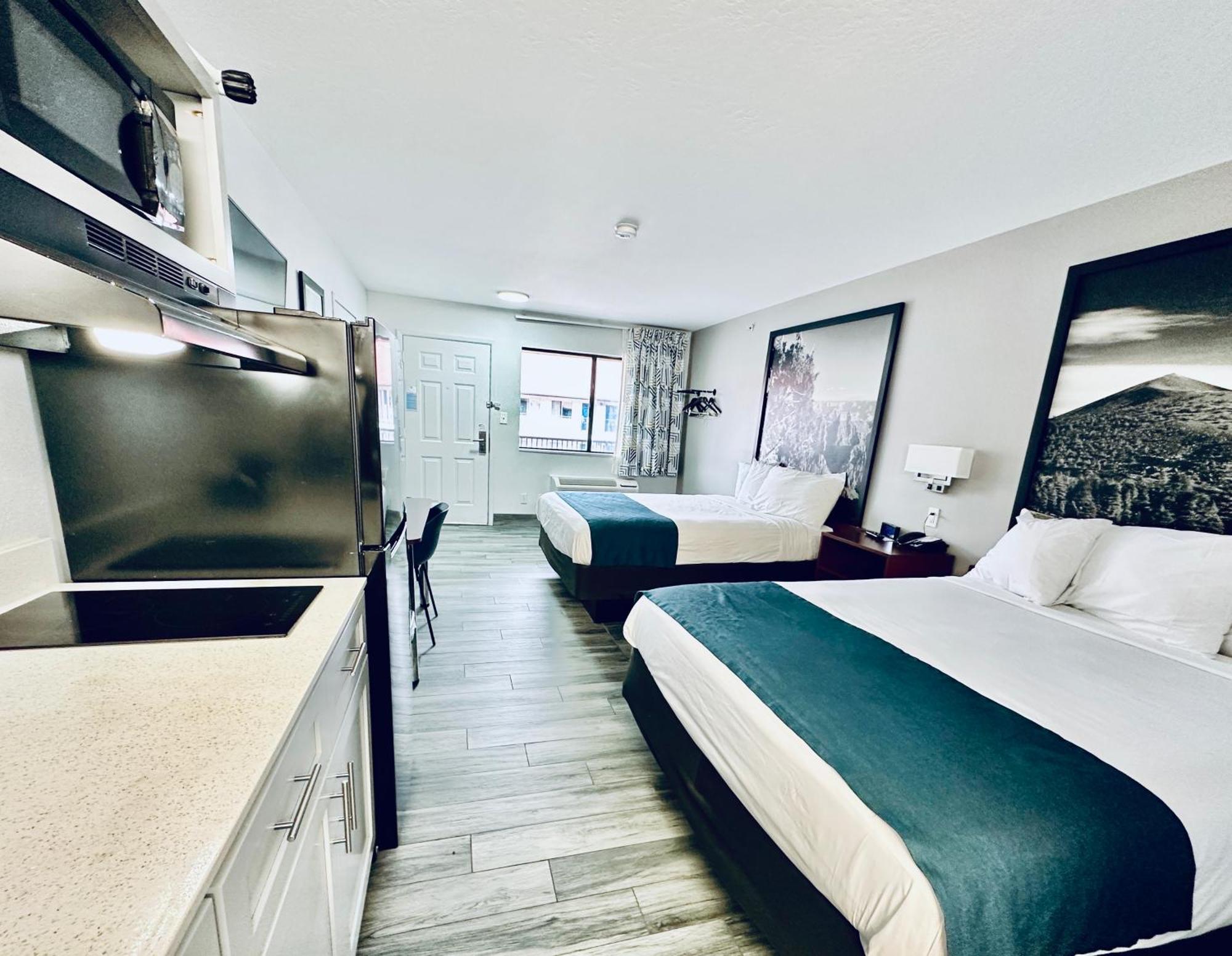 Hotel Studio 6 Az 2*
