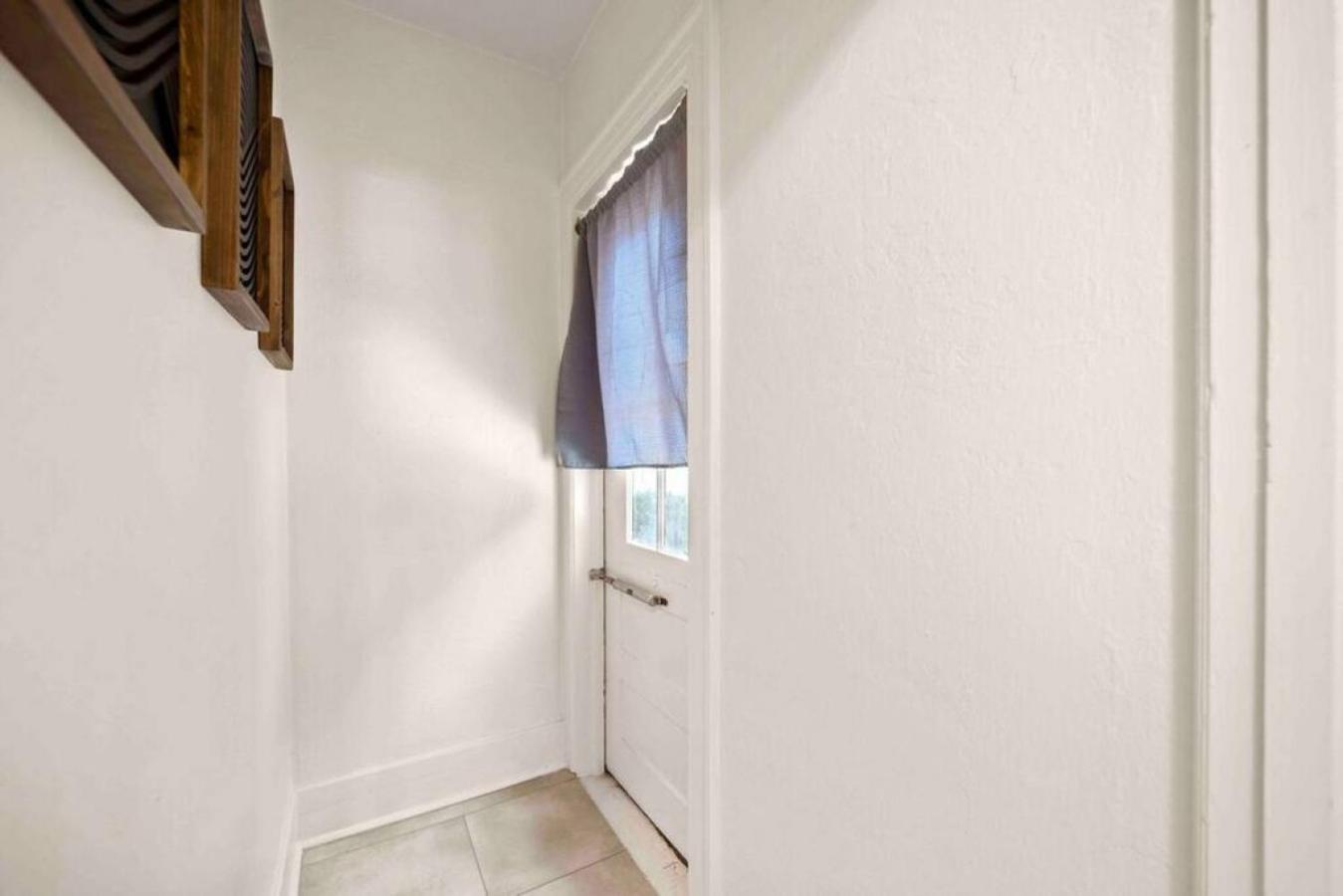 Desert Modern Downtown Unit With Hot Tub *