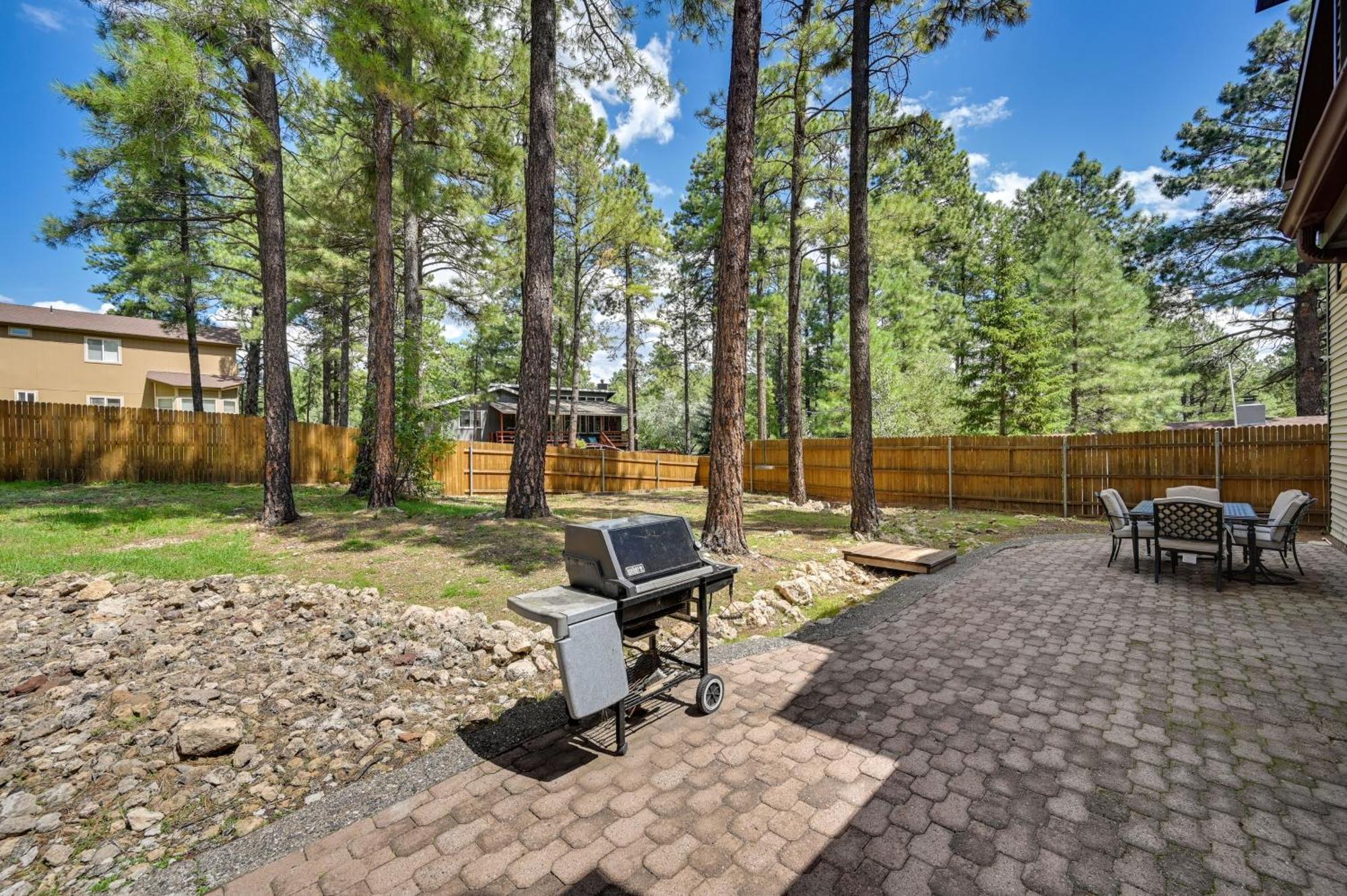 Spacious With Hot Tub And Grill! Holiday home *