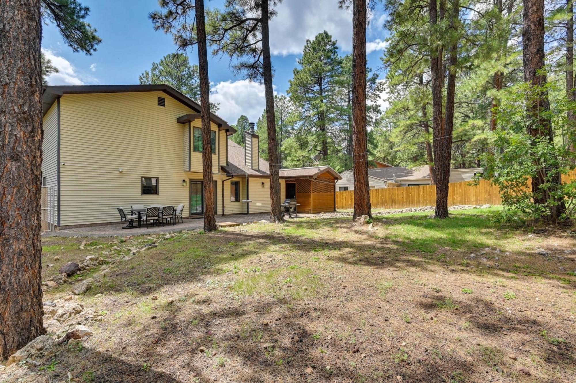 Spacious With Hot Tub And Grill! *