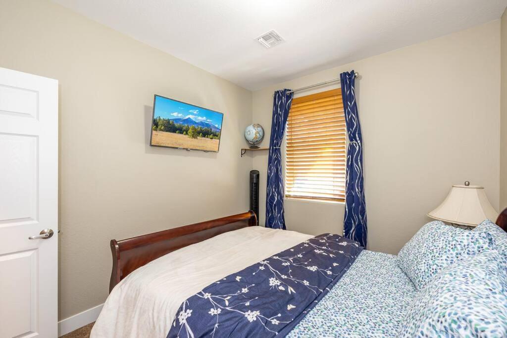 Luxury Downtown Nau Route 66 Snowbowl Holiday home *