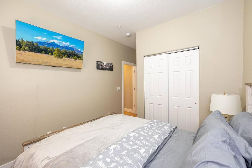 Luxury Downtown Nau Route 66 Snowbowl Holiday home