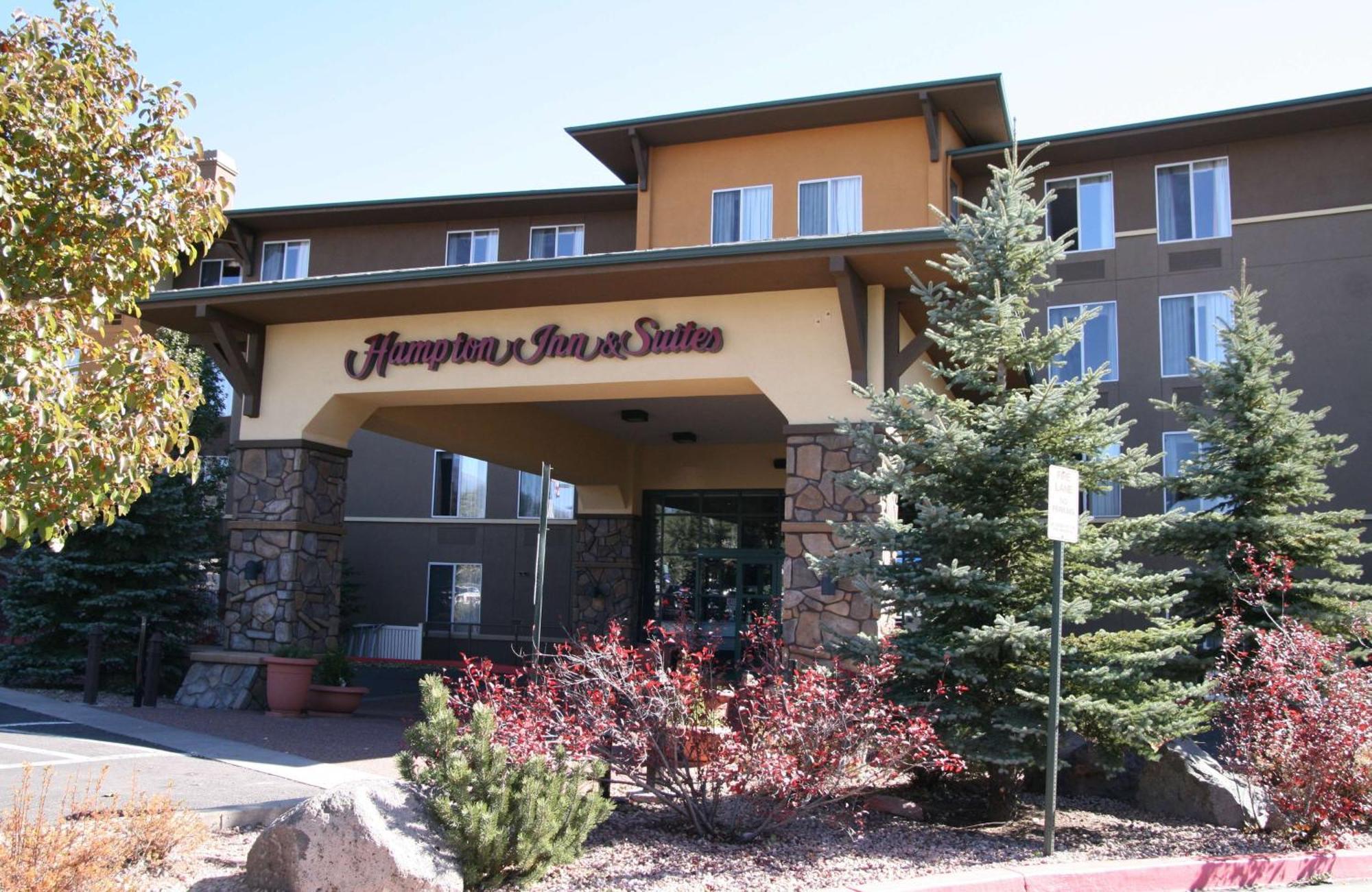 Hotel Hampton & - West 3*