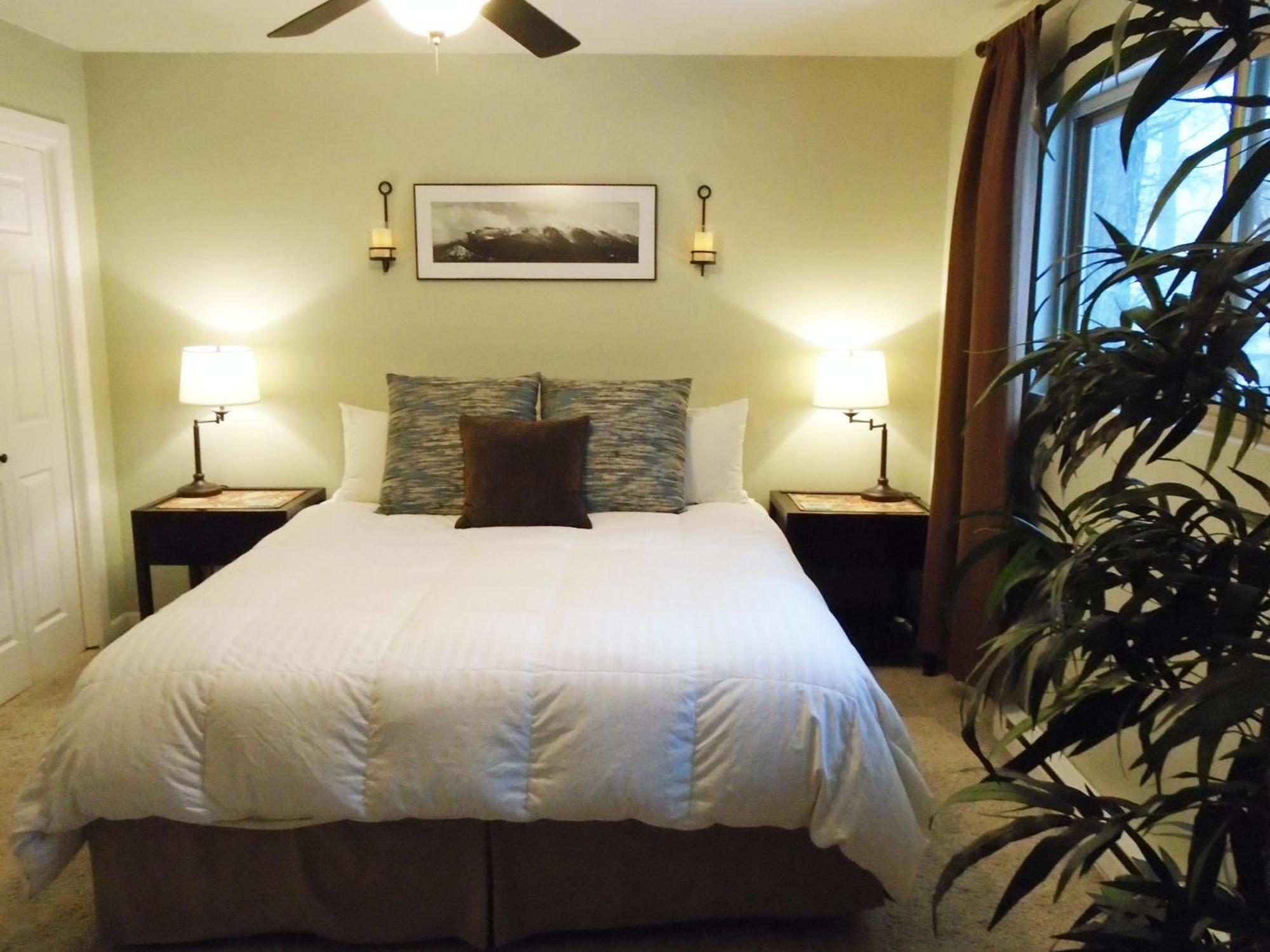 Location! Nature Lovers Getaway - Close To Historic Downtown Holiday home