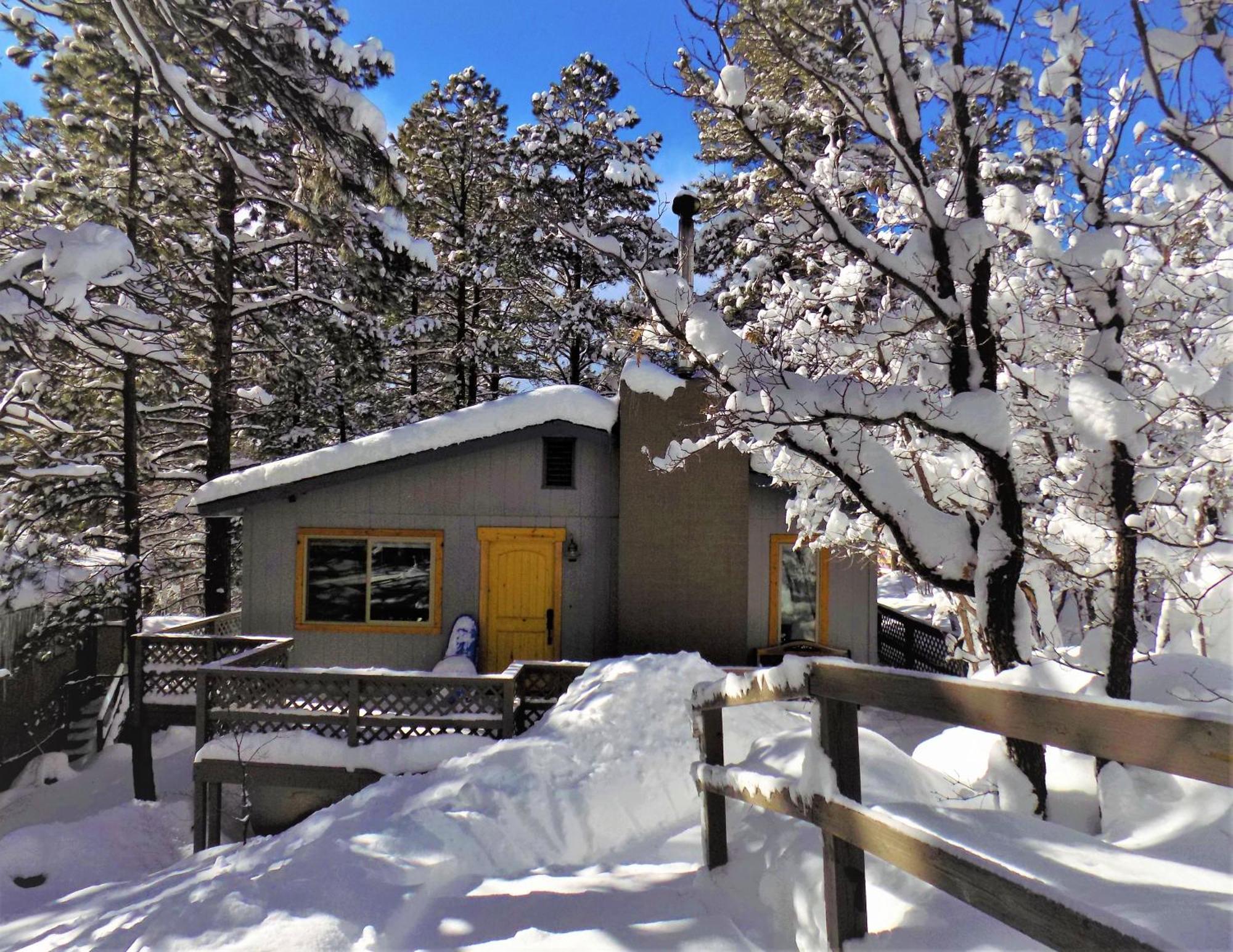 Holiday home Location! Nature Lovers Getaway - Close To Historic Downtown *