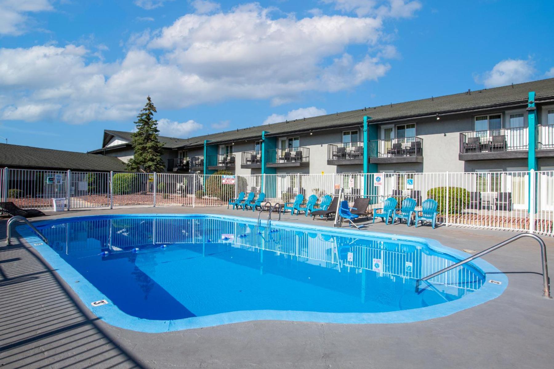 Hotel Elev8 I-40 Exit 198 Butler Ave