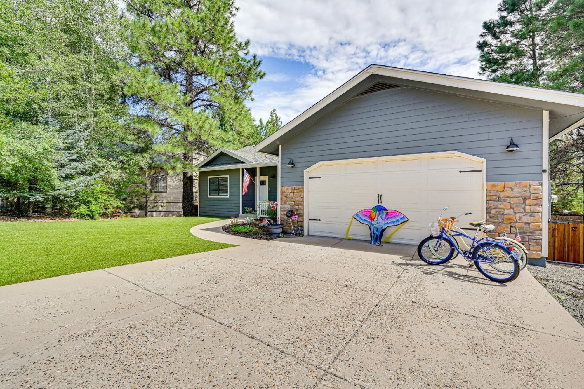 Pet-friendly Escape With Fenced-in Yard! Flagstaff