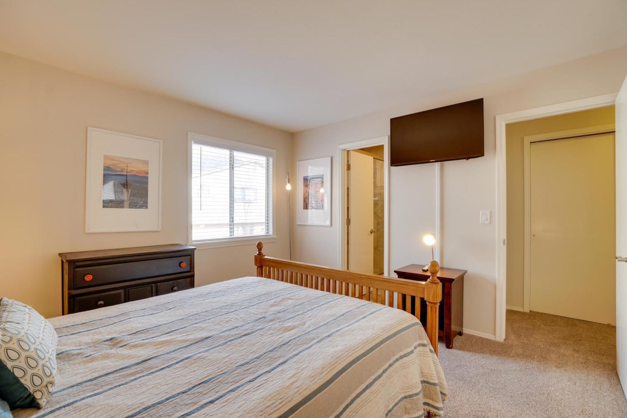 Townhome With Grill About 3 Mi To Downtown! Holiday home *