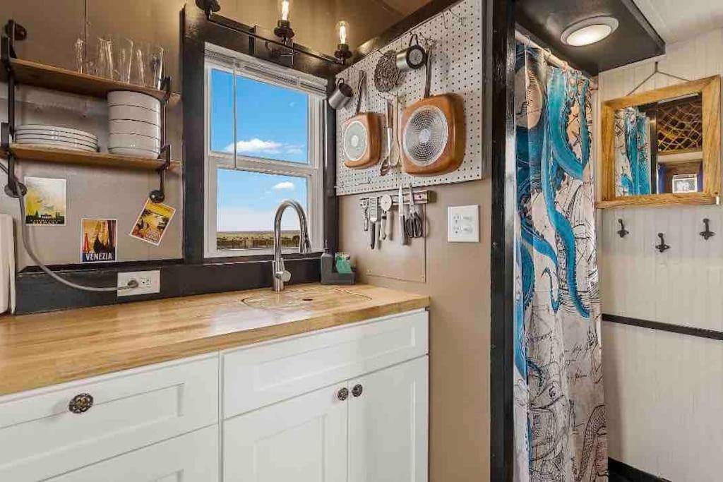Holiday home Tiny Near Grand Canyon Sleeps 5, Epic Views!