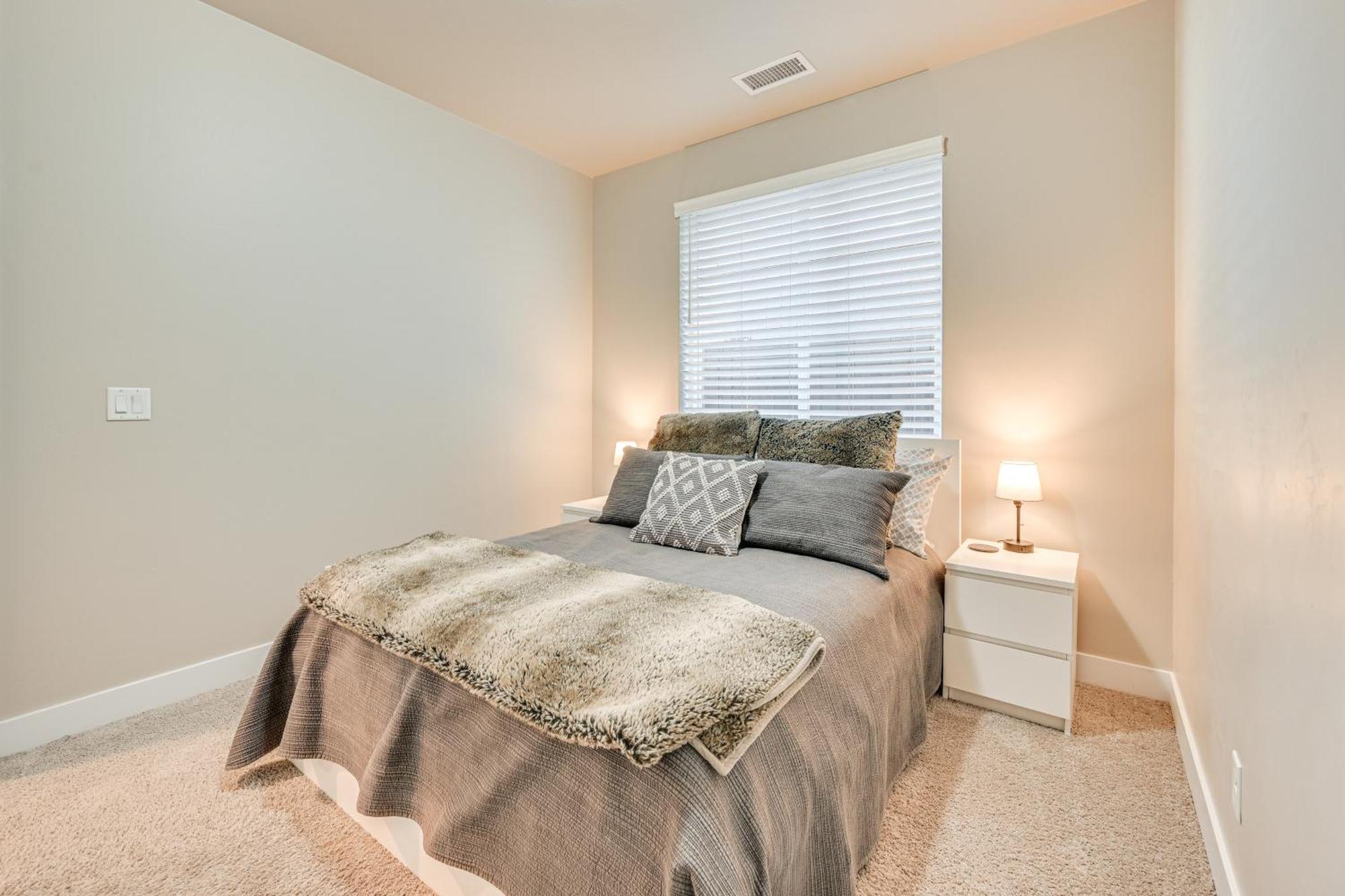 Family-friendly Near Hiking Trails! Holiday home