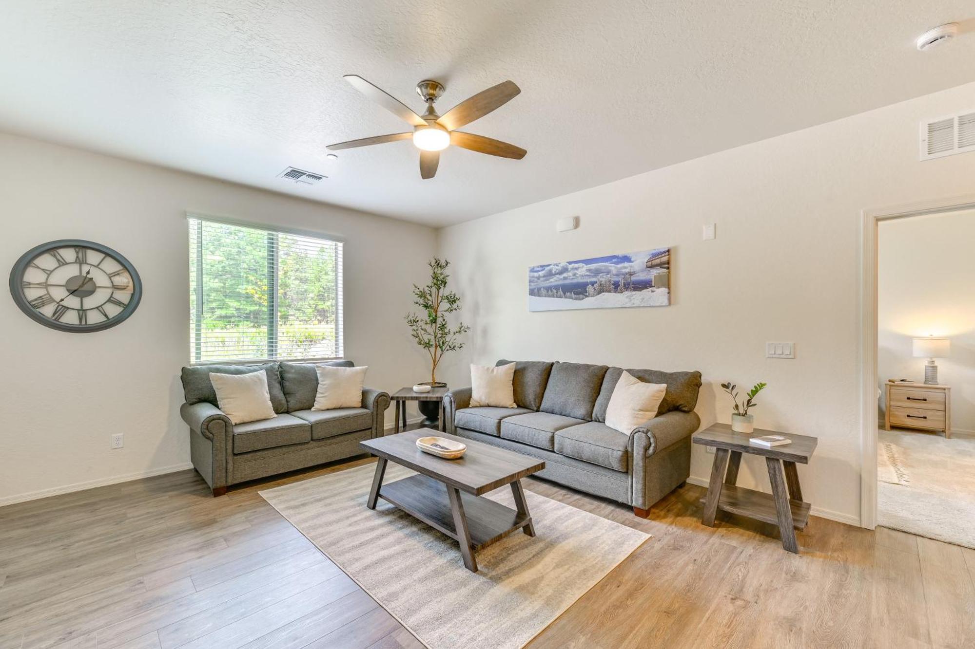 2 Mi To Dtwn And Apartment *