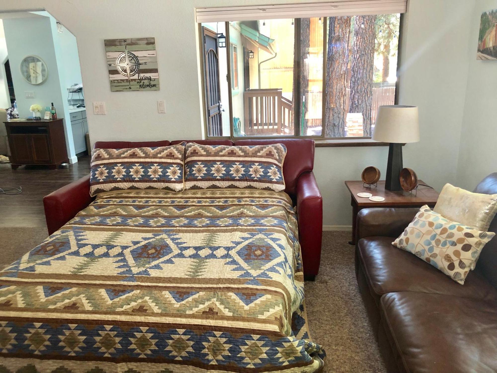 Holiday home Home In Pines Near Downtown Whot Tub