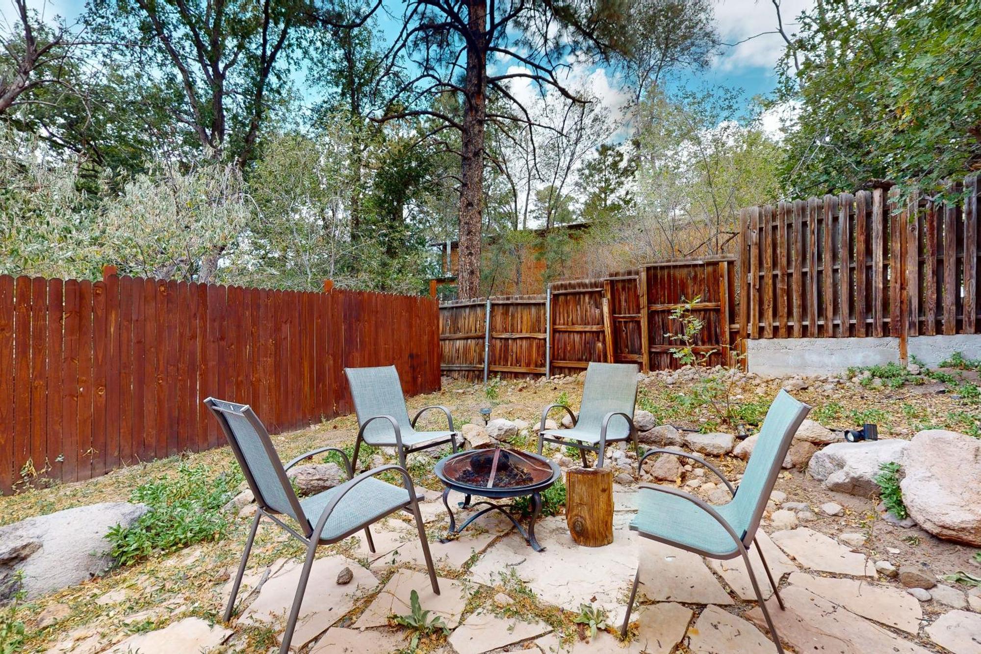 Treetop Oasis *