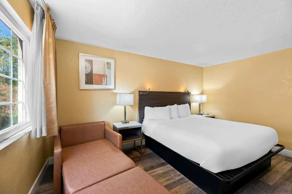 Motel Americas Best Value And 2*
