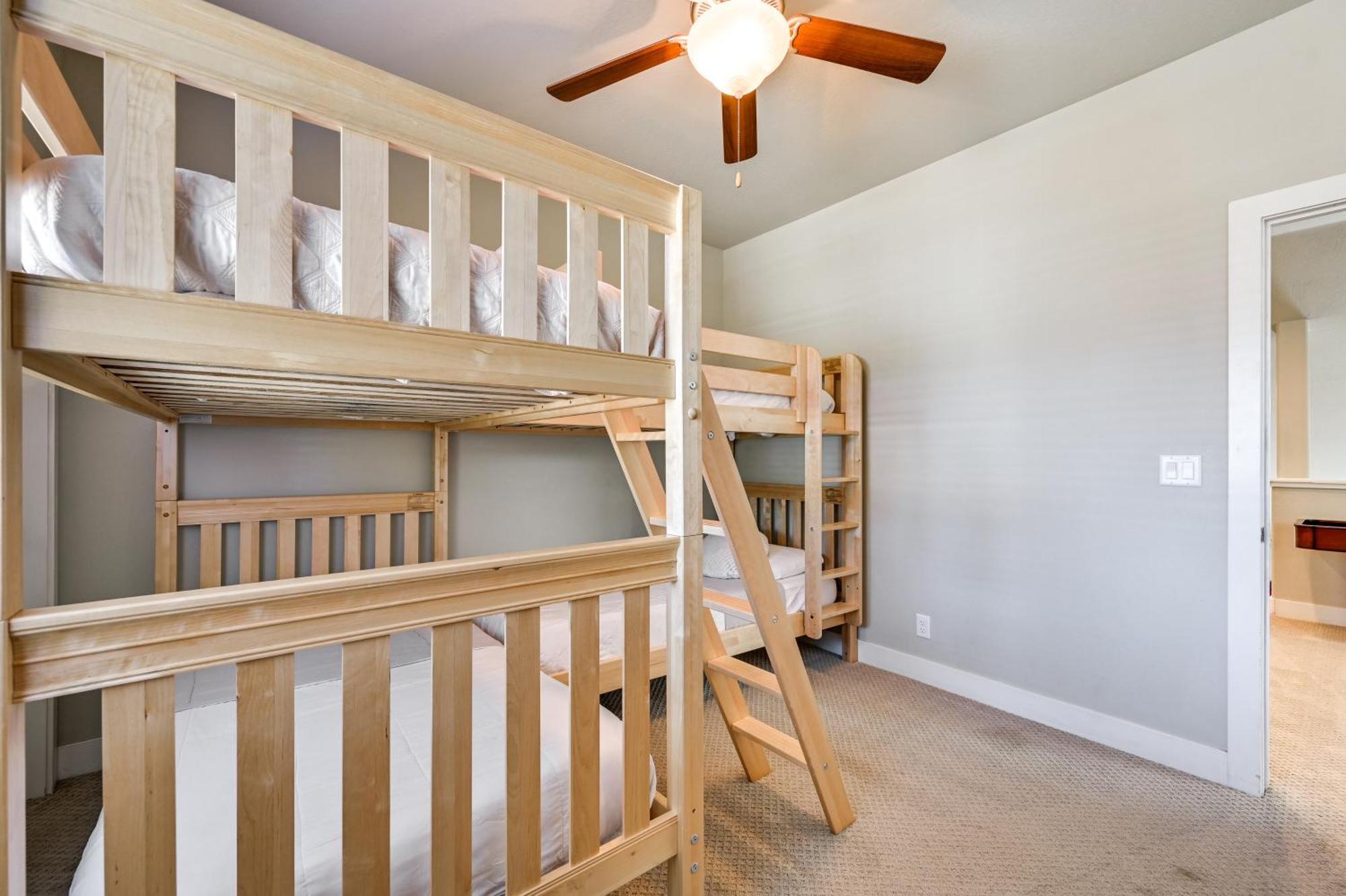 Holiday home Grill And Games Family Getaway In Flagstaff!
